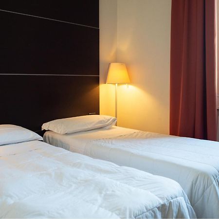 Hotel Ariston Ливорно Екстериор снимка