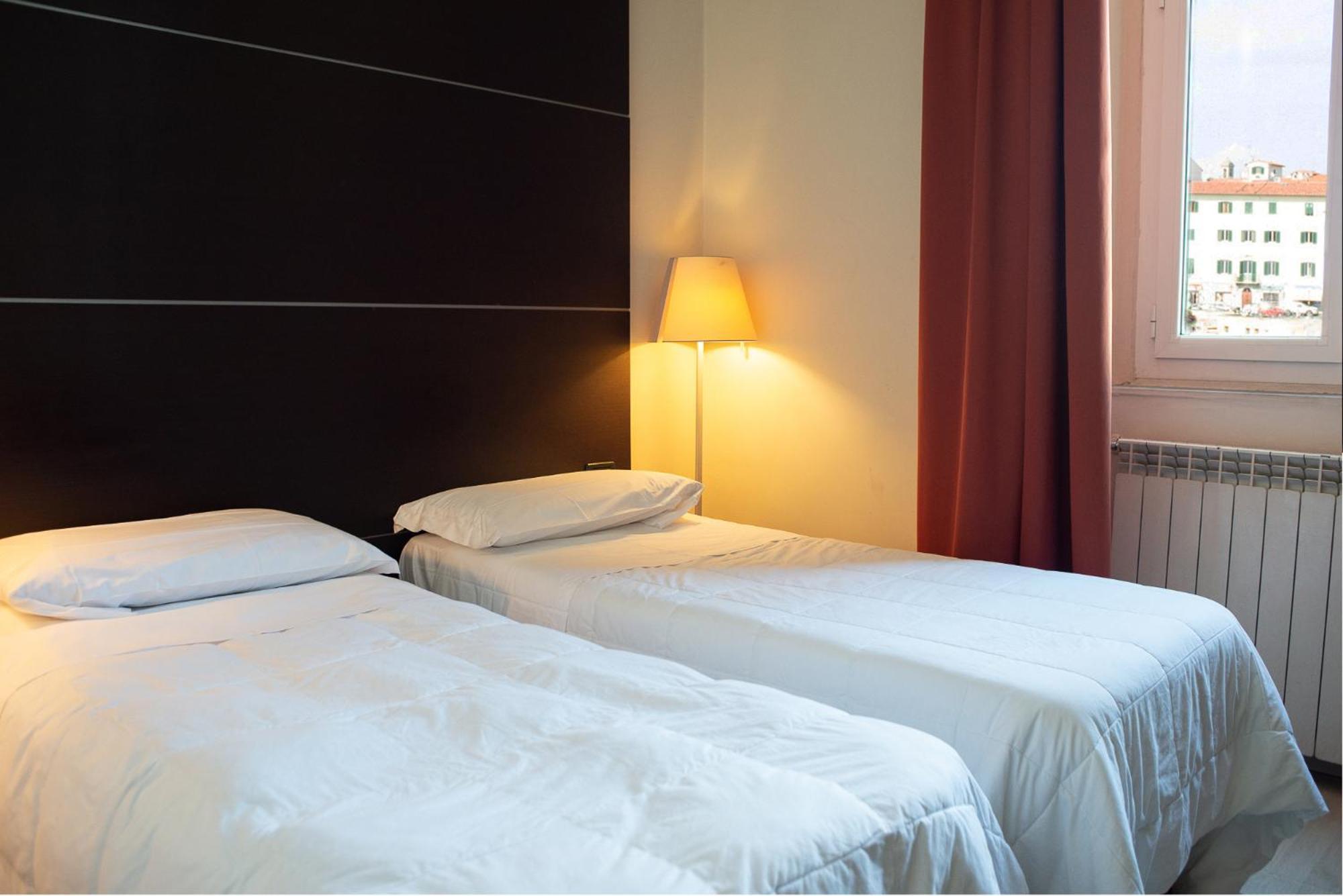 Hotel Ariston Ливорно Екстериор снимка